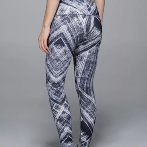 Lululemon Wunder Under 7/8 length high waisted legging